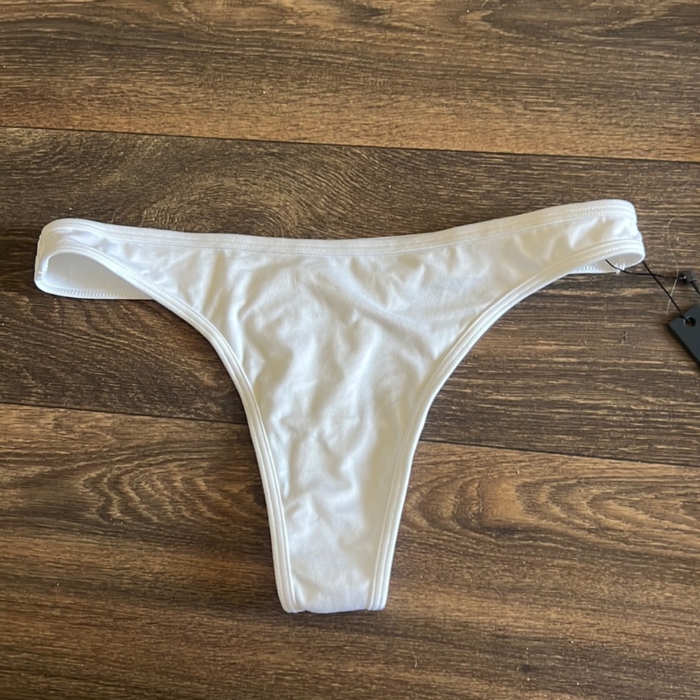 Lounge Thong